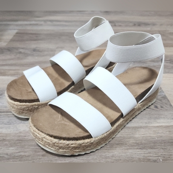 Madden Girl Shoes - Madden Girl Women's Carly Espadrille Wedge Sandal White Size 7 - New in Box